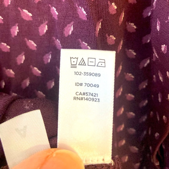 NWT Loft Blouse Long Sleeve Mixed Media Plum Leaf Pattern MP - Picture 5 of 7